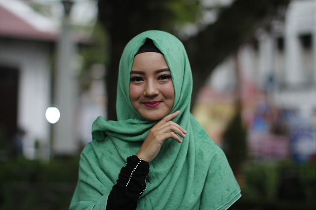 hijab-3575501_640